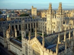 Step-by-Step Process: How to Apply to UK Universities